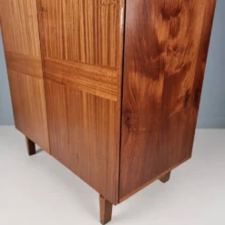 Garde-robe vintage par Francisek Mezulanik, années 1960
