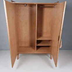 Garde-robe vintage par Tatra Nabytok, années 1970
