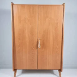 Garde-robe vintage par Tatra Nabytok, années 1970