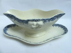 Gien grande saucière en porcelaine opaque