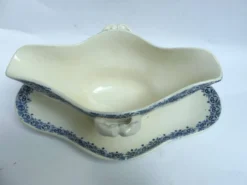 Gien grande saucière en porcelaine opaque