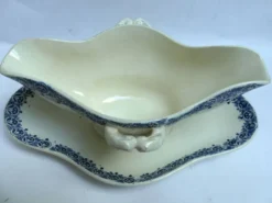 Gien grande saucière en porcelaine opaque