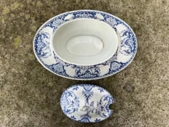 Gien - saucière couverte