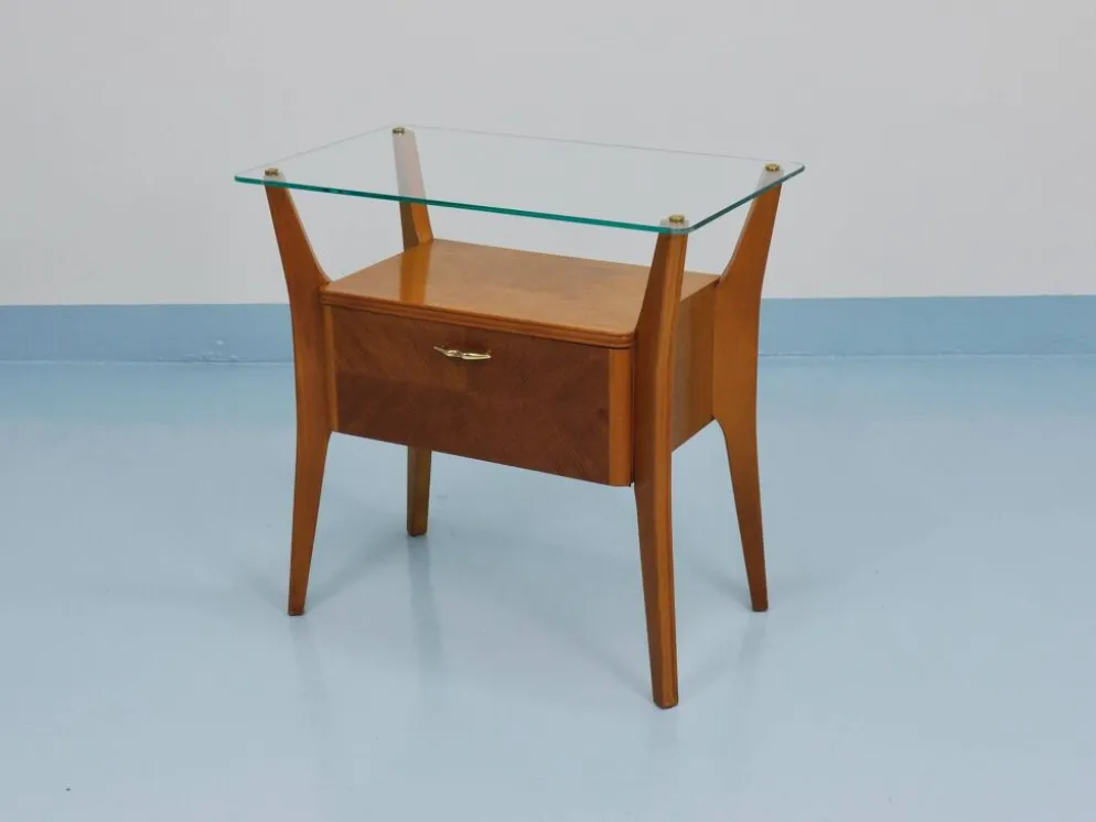 Gio Ponti Table de chevet en érable et noyer, La Permanente Mobili Cantù, années 1940