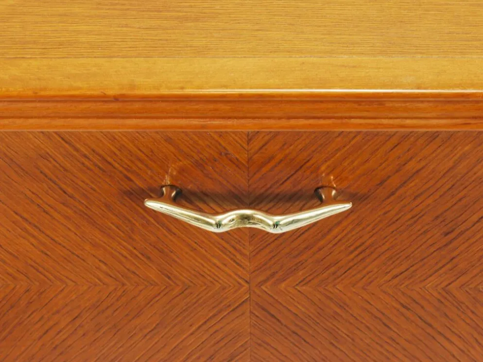 Gio Ponti Table de chevet en érable et noyer, La Permanente Mobili Cantù, années 1940