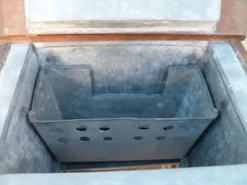 Glacière meuble de métier commerce bar brasserie en chene fin XIXème siècle