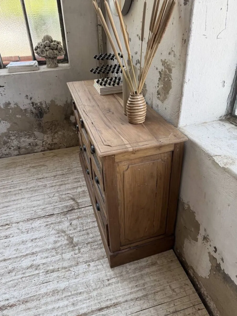 Grainetier meuble de métier en noyer 1950
