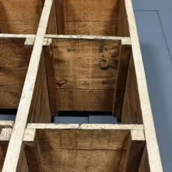 Grand ancien cabinet à casiers en bois d'atelier industriel