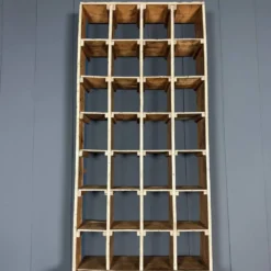 Grand ancien cabinet à casiers en bois d'atelier industriel
