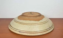 Grand bol en céramique de studio danois de style mid-century moderne de Kirsten Winther Johannsen, années 1960.