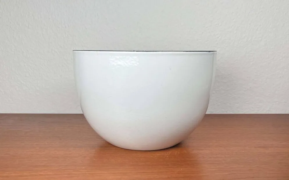 Grand bol en émail blanc danois de style mid-century moderne, années 1960