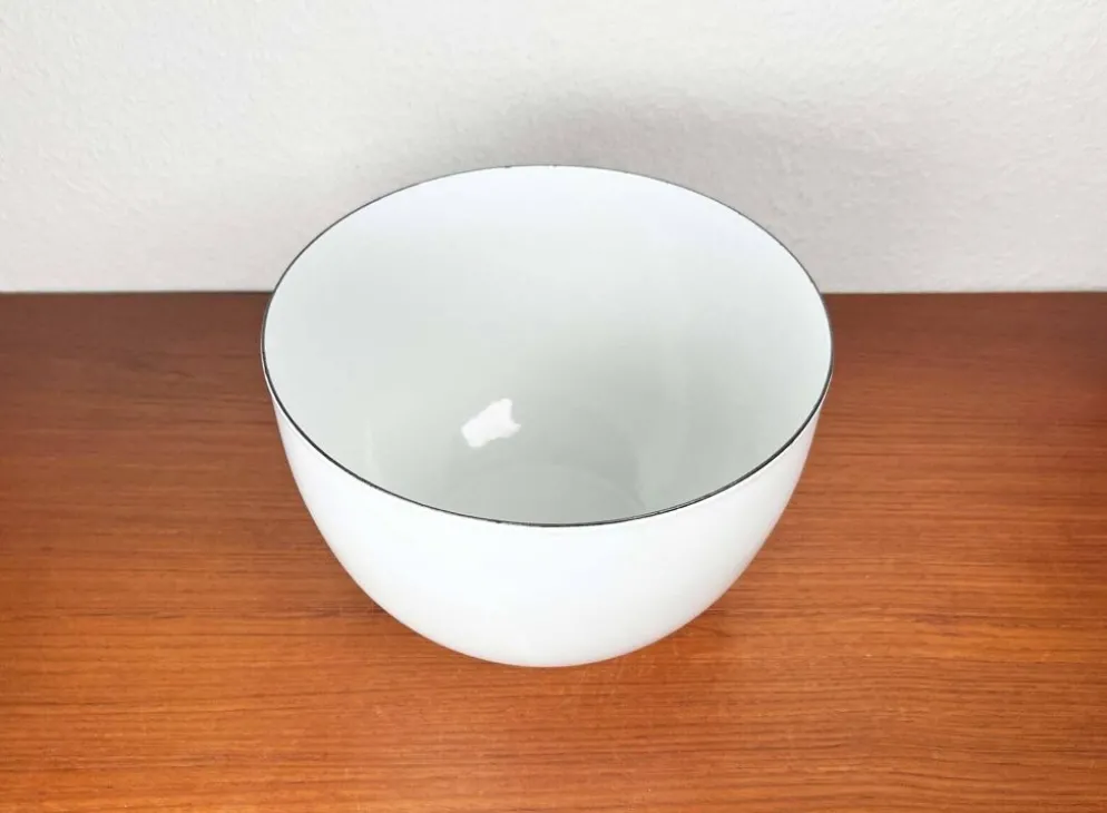 Grand bol en émail blanc danois de style mid-century moderne, années 1960