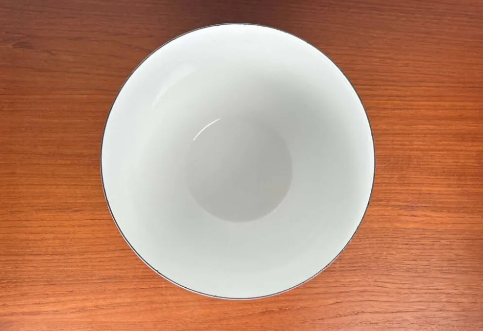 Grand bol en émail blanc danois de style mid-century moderne, années 1960