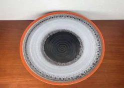 Grand bol tripod en céramique Art Déco allemand de Karlsruher Majolika, années 1940.