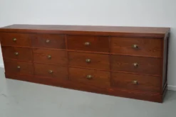 Grand buffet/armoire de magasin Art déco vintage en chêne hollandais, années 1930