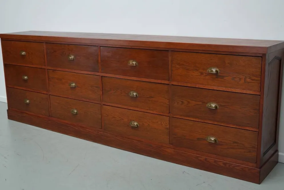 Grand buffet/armoire de magasin Art déco vintage en chêne hollandais, années 1930