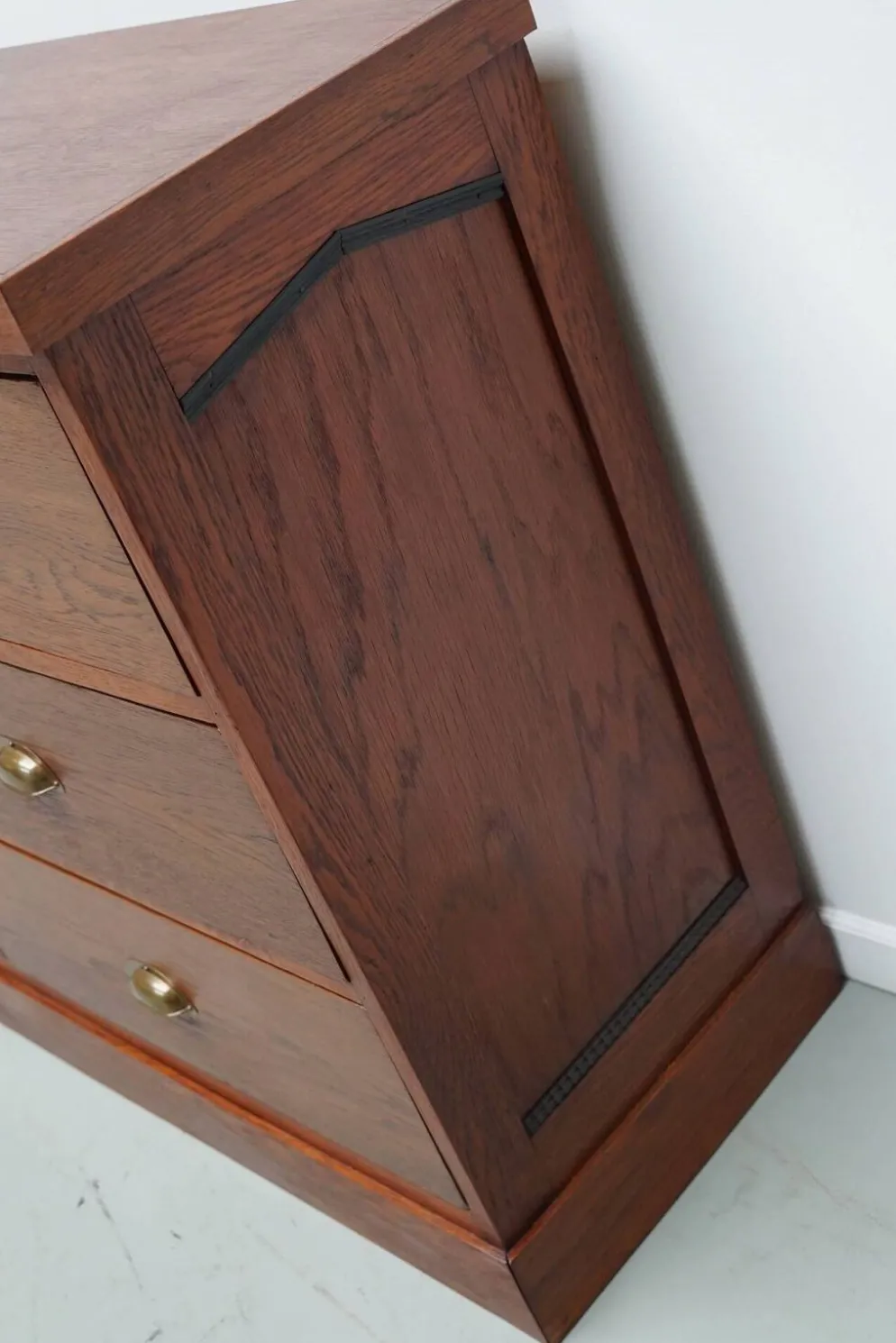 Grand buffet/armoire de magasin Art déco vintage en chêne hollandais, années 1930