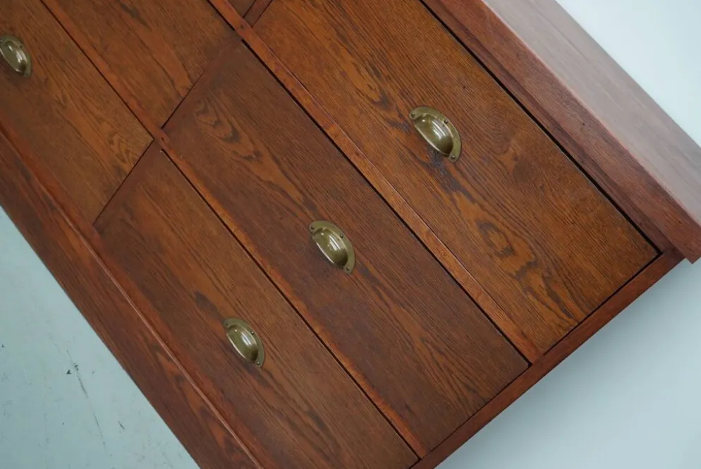 Grand buffet/armoire de magasin Art déco vintage en chêne hollandais, années 1930