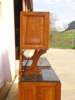 Grand buffet 2 corps en noyer et marbre