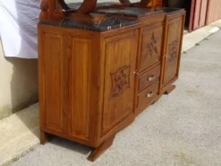 Grand buffet 2 corps en noyer et marbre