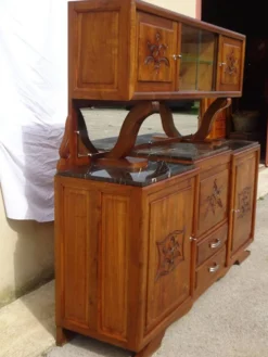 Grand buffet 2 corps en noyer et marbre