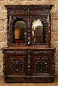 Grand buffet deux-corps style renaissance richement sculpté – « anno 1634 »