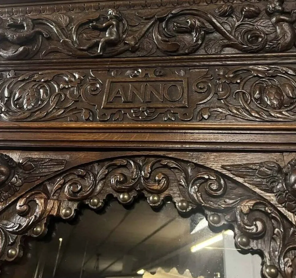 Grand buffet deux-corps style renaissance richement sculpté – « anno 1634 »