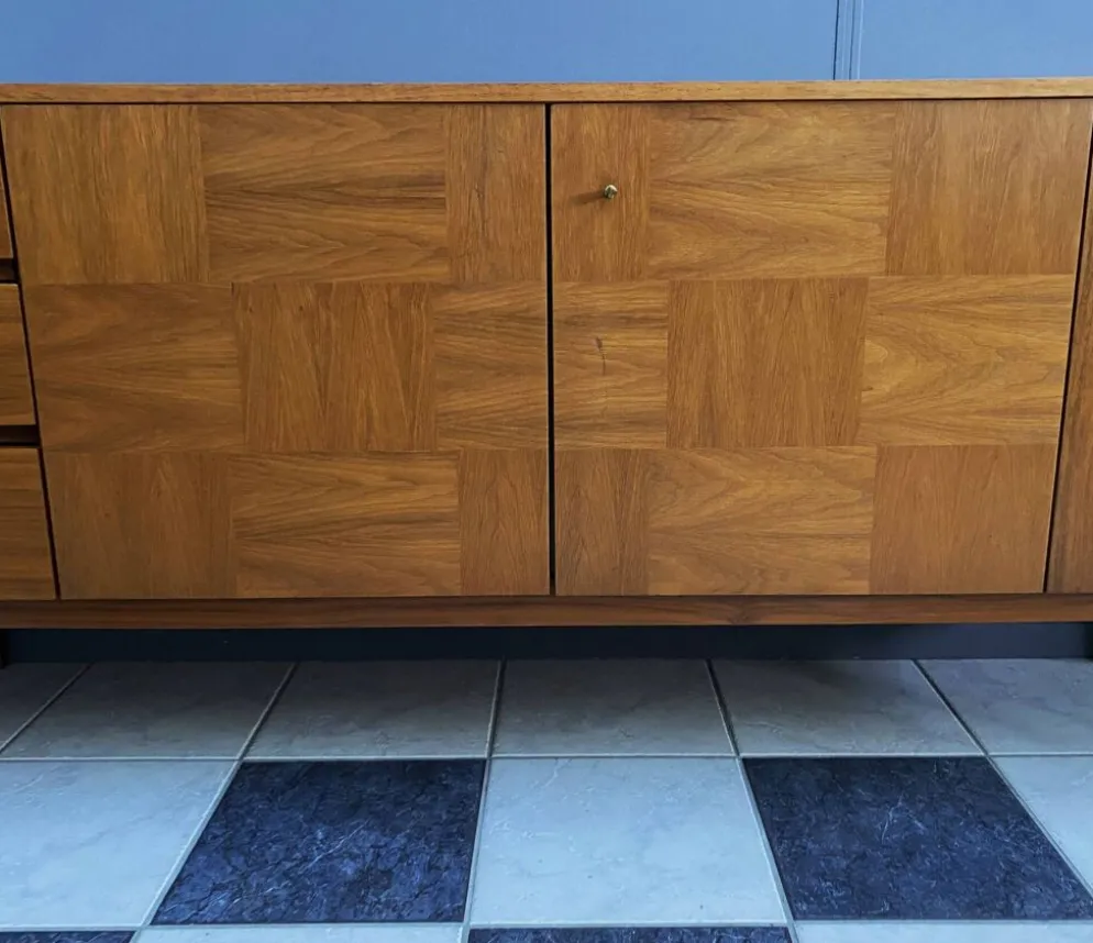 Grand buffet en palissandre des années 1960