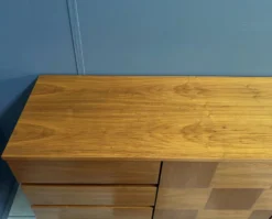 Grand buffet en palissandre des années 1960
