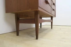 Grand buffet haut en teck, Danemark 1960