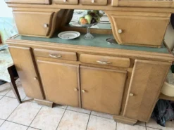 Grand buffet vaisselier Mado rustique en chêne - Style Art Déco / Régi