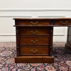 Grand bureau anglais classique