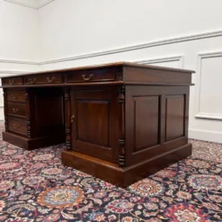 Grand bureau anglais classique