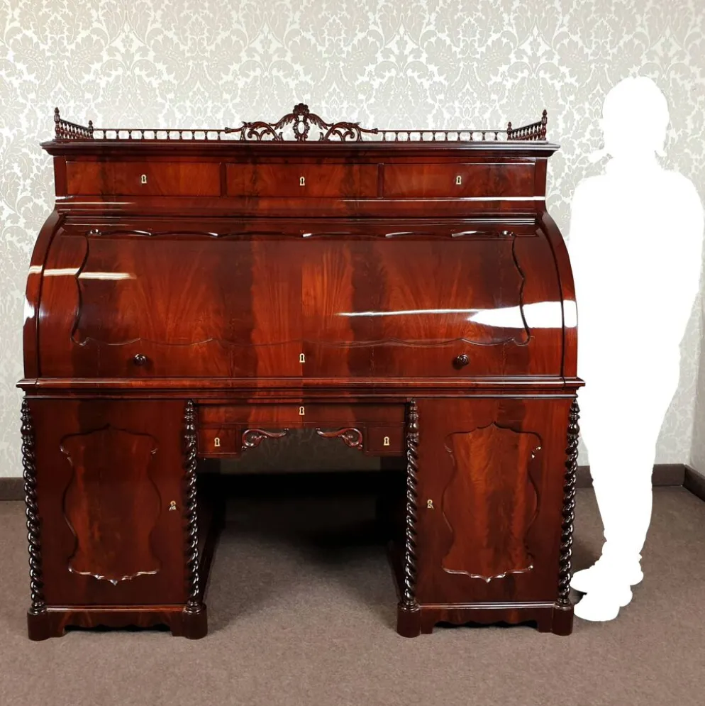 Grand bureau cylindre Louis-Philippe en acajou et érable - 1840-1860