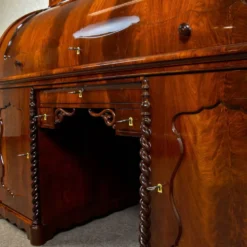 Grand bureau cylindre Louis-Philippe en acajou et érable - 1840-1860