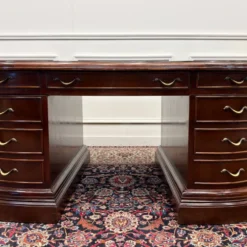 Grand bureau ovale anglais classique