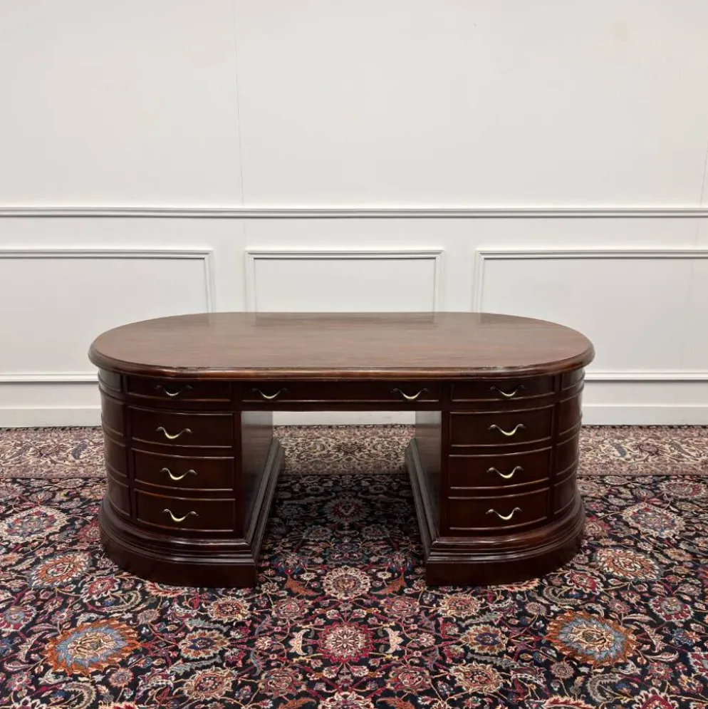 Grand bureau ovale anglais classique