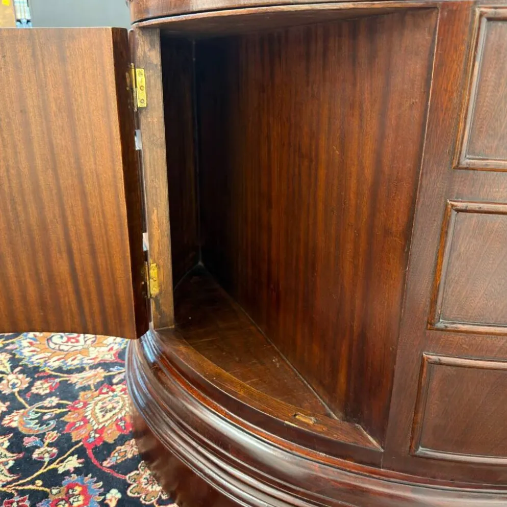 Grand bureau ovale anglais classique