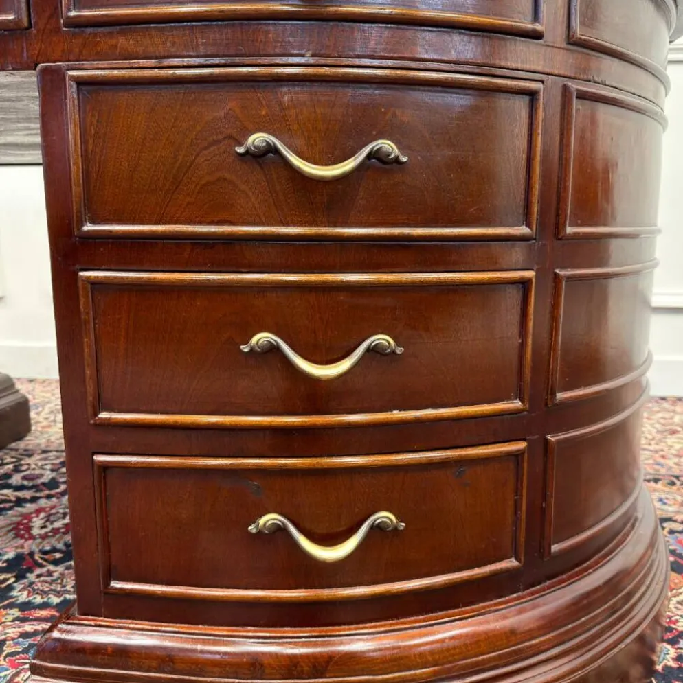 Grand bureau ovale anglais classique