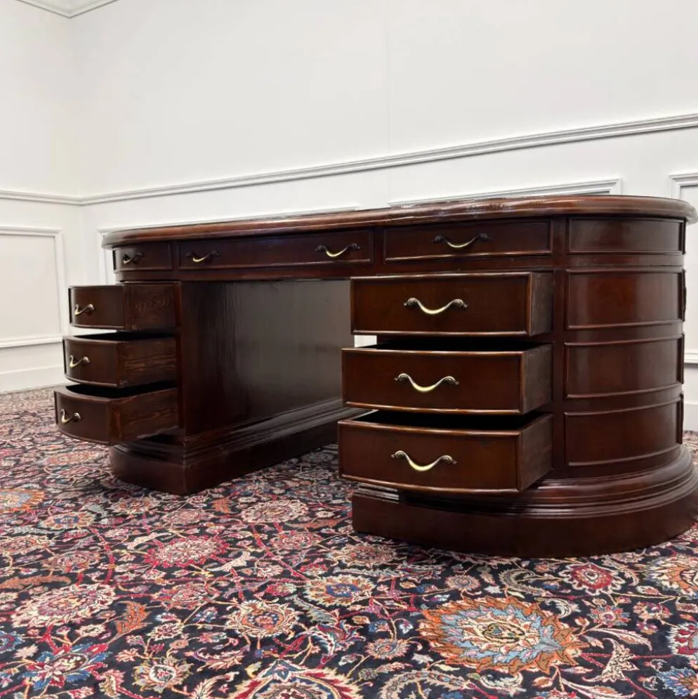 Grand bureau ovale anglais classique