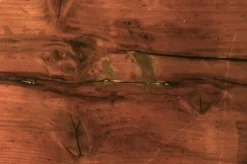 Grand coffre ancien en pin et chêne massif