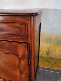 Grand confiturier style Louis XV en merisier