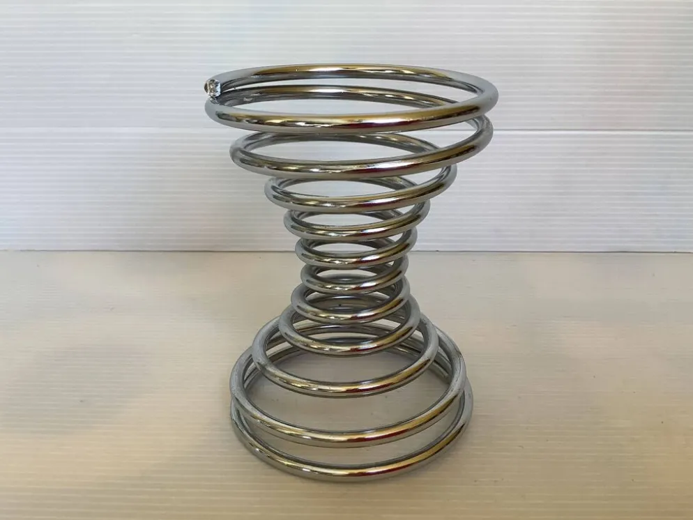 Grand coquetier œuf oie autruche ressort spirale