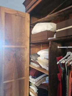 Grande armoire ancienne en noyer – fin XIXᵉ siècle – patine d’origine