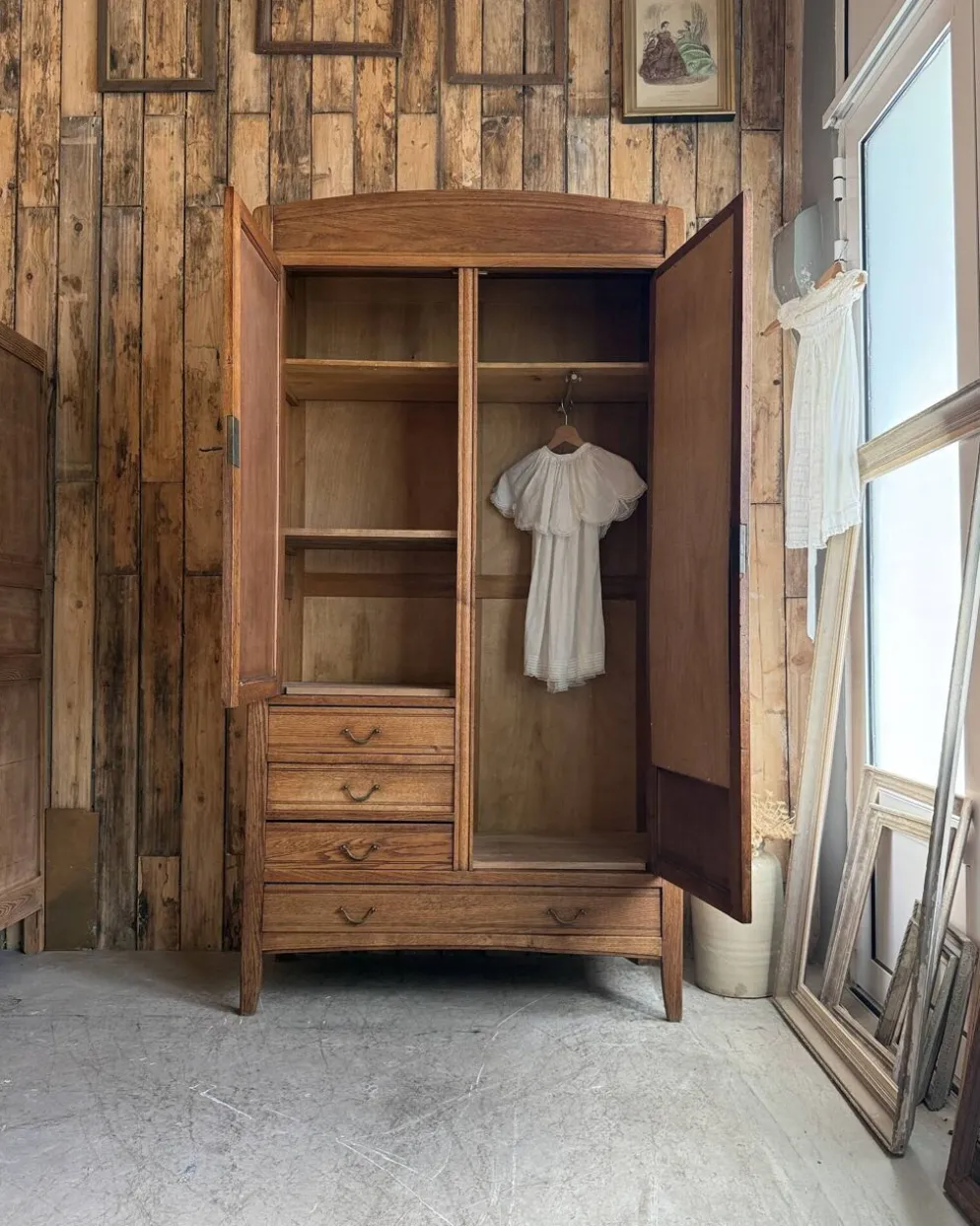 Grande armoire Art Déco en chêne (rénovée)