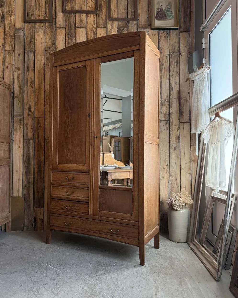 Grande armoire Art Déco en chêne (rénovée)