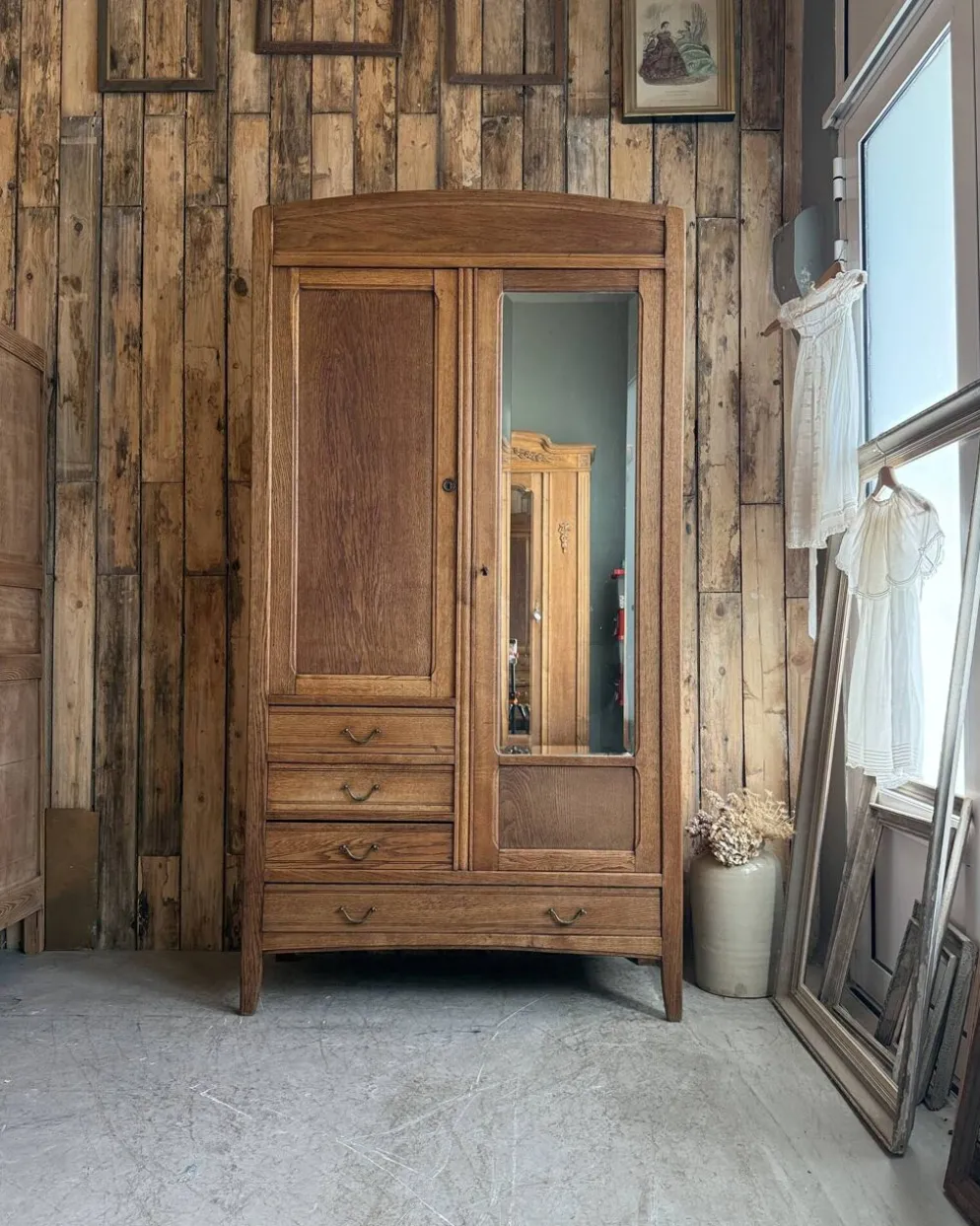 Grande armoire Art Déco en chêne (rénovée)