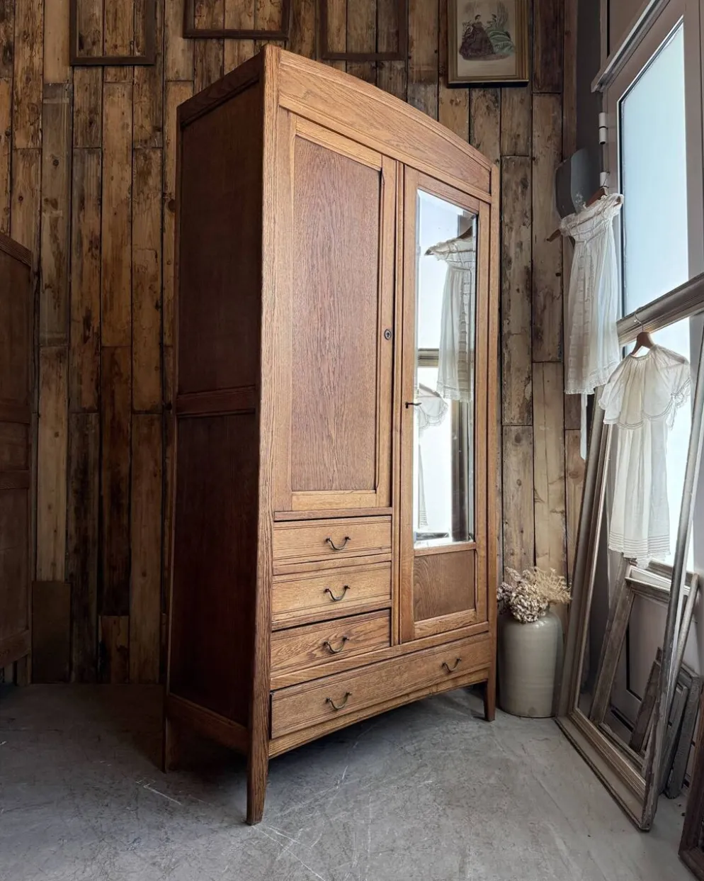 Grande armoire Art Déco en chêne (rénovée)