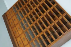 Grande armoire de mercerie allemande vintage en chêne, années 1940