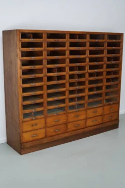 Grande armoire de mercerie allemande vintage en chêne, années 1940